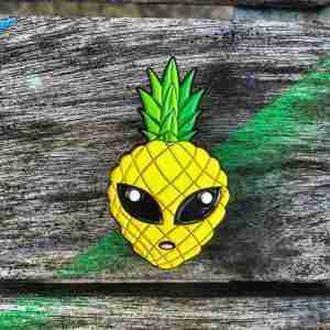 Tropicalien Pin