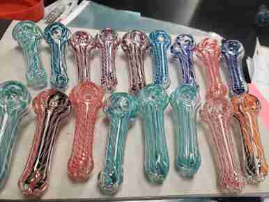 Small Peanut Glass Pieces