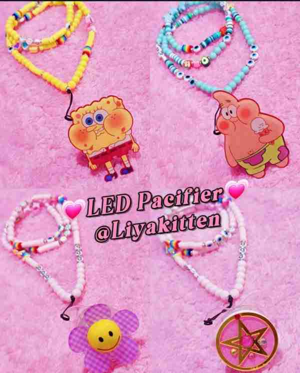 Liya Kitten Pacifier Necklace