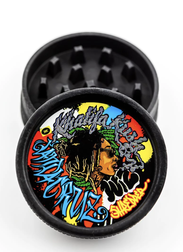 Khalifa Kush x SCS 2pc Hemp Shredder