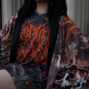 all-flesh-rots-pashmina-pashmina-model.webp