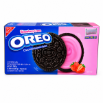 Oreo Strawberry Sandwich Cookies Family Pack β 300 g
